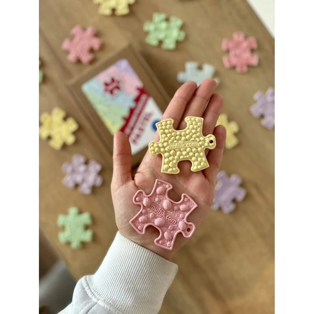 Set puzzle senzorial, Nano Puzzles Pastel, din gama covoraselor ortopedice Muffik, stimulare tactila, creativitate si dezvoltare motrica, 20 piese, 6.5 x 5.4 cm, 1+ ani