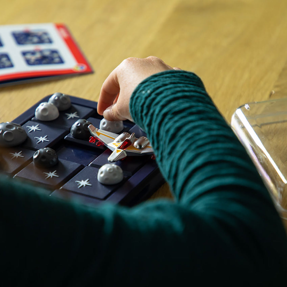 Smart Games - Asteroid Escape, joc de logica cu 60 de provocari, 8+ ani, editie internationala