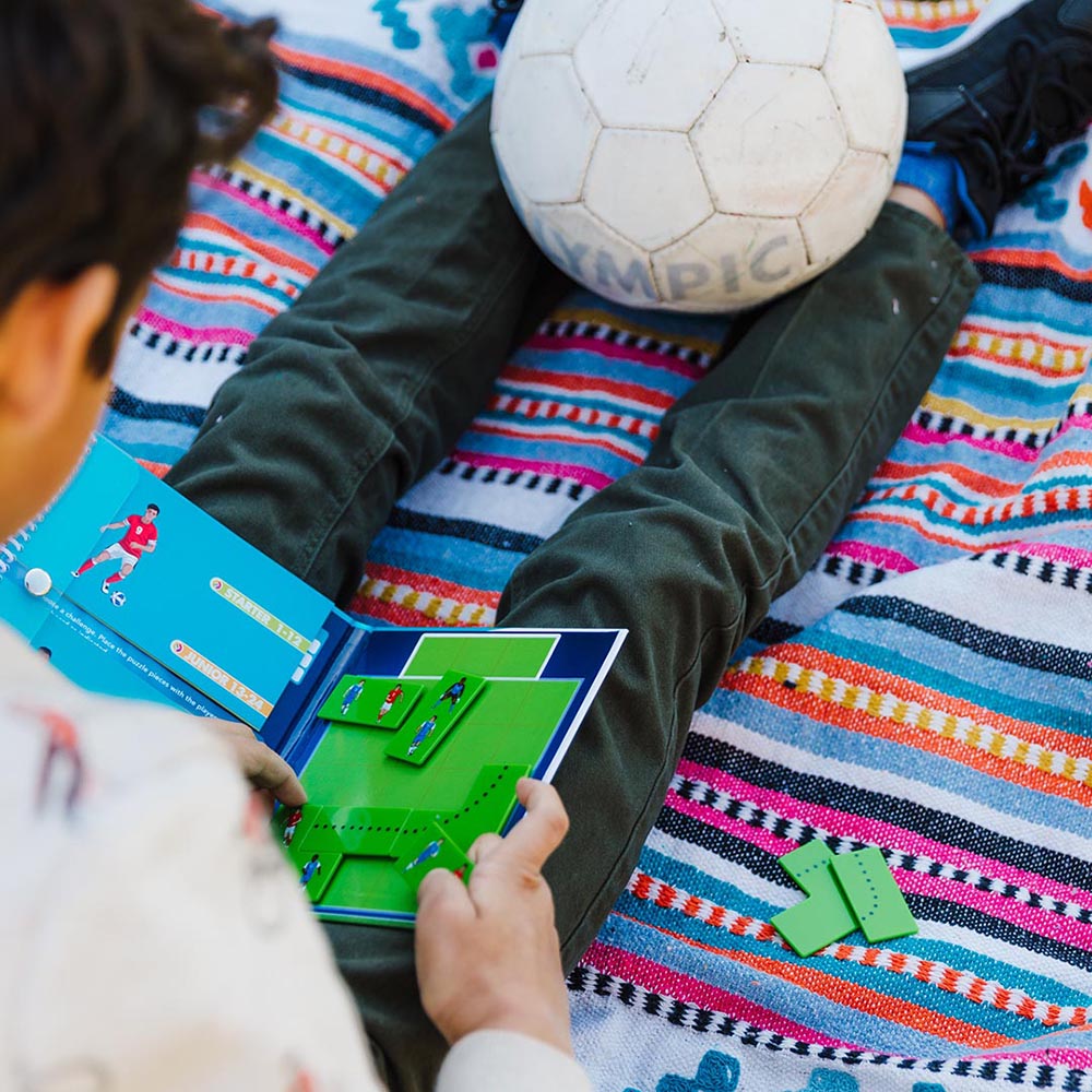 Smart Games - Gooal!, joc de logica cu 48 de provocari, 6+ ani, editie internationala