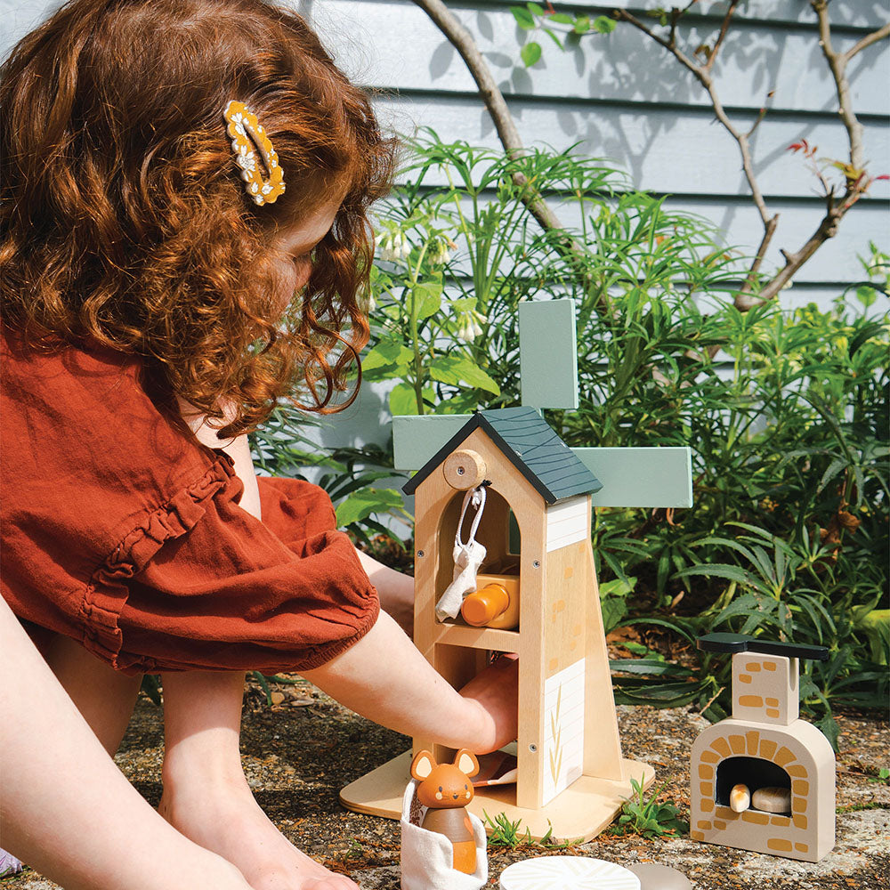 Moara de vant a lui Penny, din lemn premium - Penny Windmill - TL8380