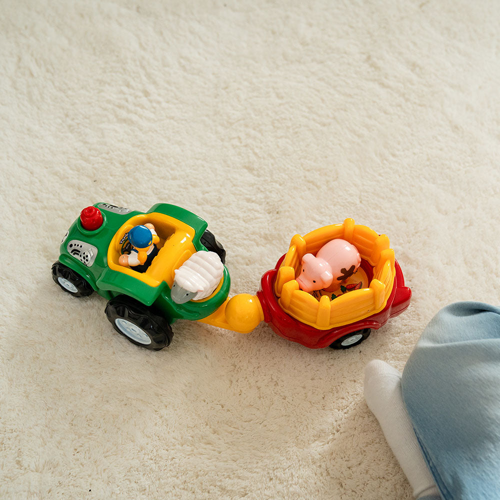 Jucarie pentru copii WOW Toys, Tractor cu remorca, Taylor's Tractor Ride
