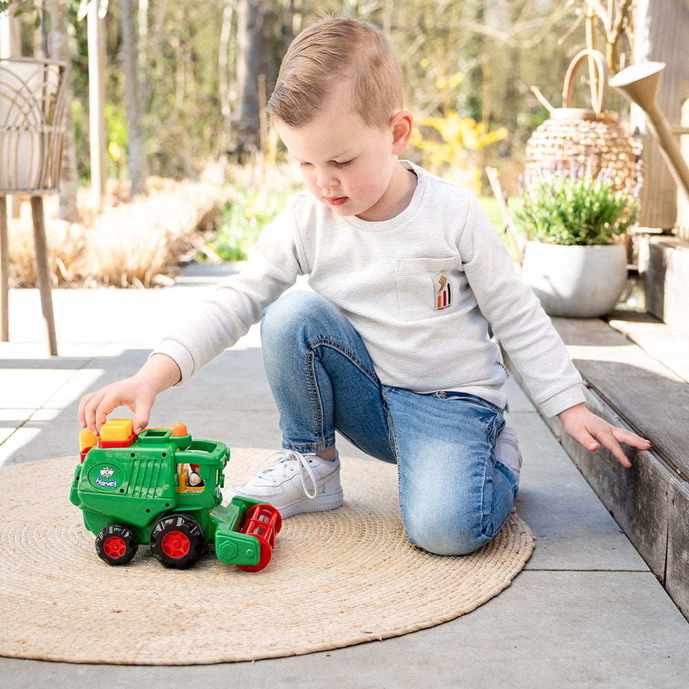 Jucarie pentru copii WOW Toys, Combina agricola, Harvey Harvester