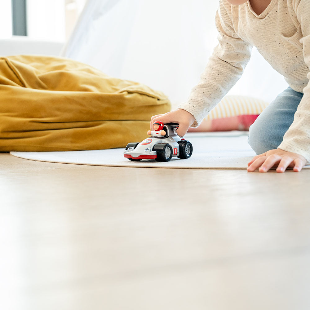 Jucarie pentru copii WOW Toys, Masina de curse si cu obstacol, Richie Race Car