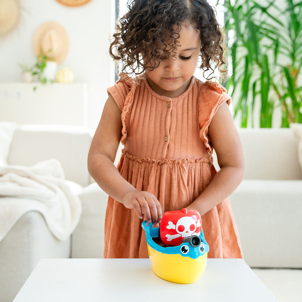 Jucarie de baie WOW Toys, Corabie de pirati, Pip the Pirate Ship