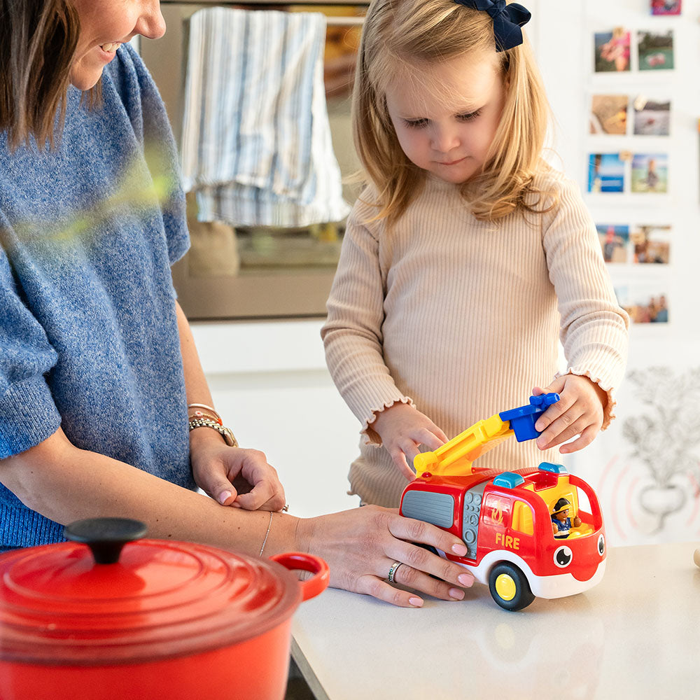 Jucarie pentru copii WOW Toys, Masina de pompieri, Ernie Fire Engine