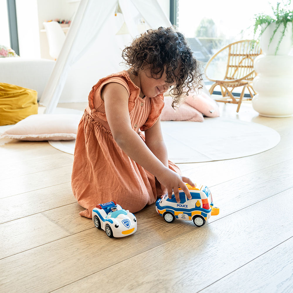 Jucarie pentru copii WOW Toys, Masina de politie, Cop Car Cody