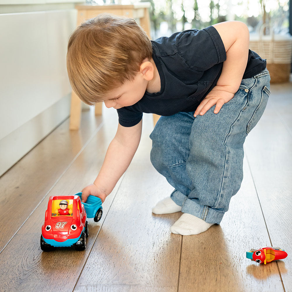 Jucarie pentru copii WOW Toys, Set camion cu motocicleta, Marco's Moto Team