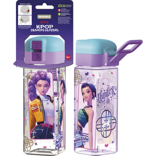 Sticla de apa pentru copii, din plastic, patrata, cu licenta Demon Hunters, capac cu sistem de blocare antiscurgere si sistem de agatare, 550 ml, din materiale Ecozen, ambalaj cu euro-agatatoare, mov - STOR