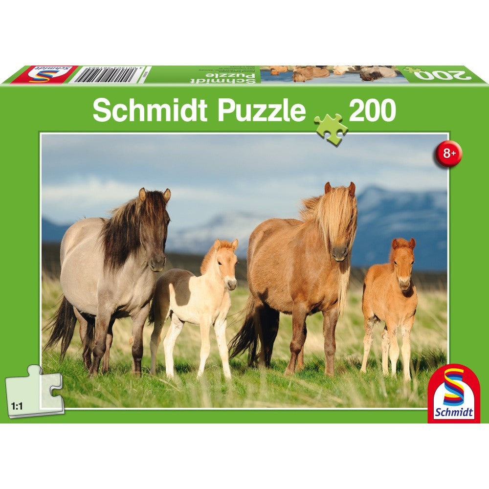 Imagini Puzzle Schmidt: Familie de cai, 200 piese