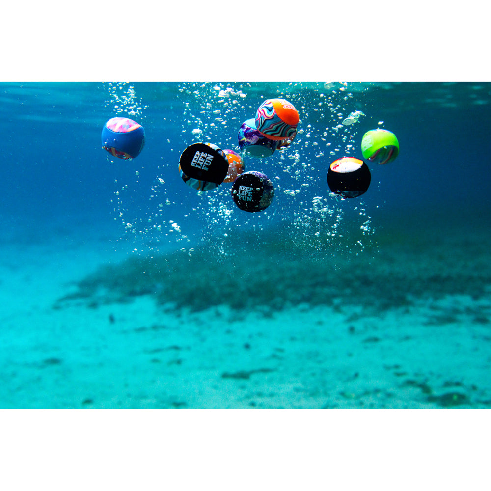 Minge saritoare pe apa pentru adulti - Waboba Water Bouncing Ball PRO, culori asortate